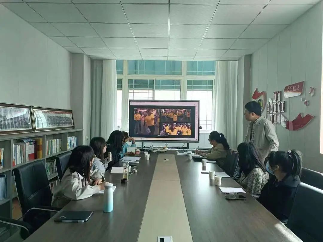 榆林市青少年社工协会开展学习会(图1)